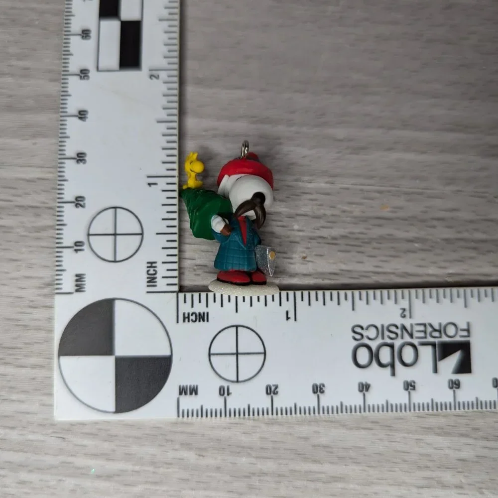 Hallmark Keepsake Miniature Ornament Winter Fun with Snoopy 2021 w/ Original Box